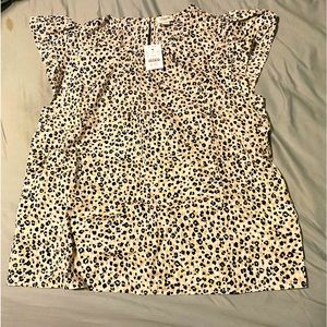 NWT👚J.crew woman’s top👚Leopard print👚Small👚Never worn👚Very flattering